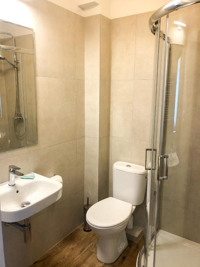 ז'שוב Hotel Korona מראה חיצוני תמונה