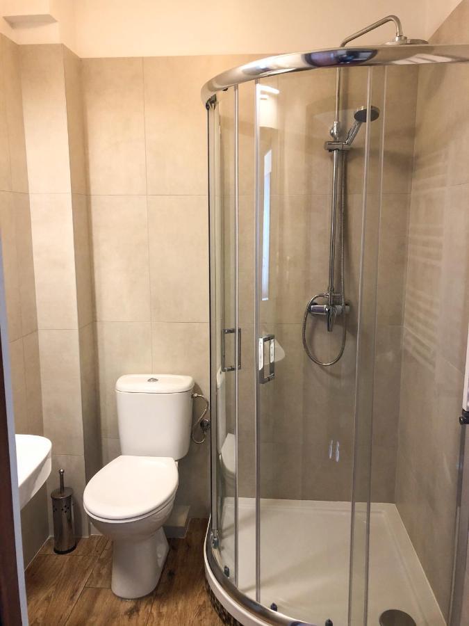 ז'שוב Hotel Korona מראה חיצוני תמונה